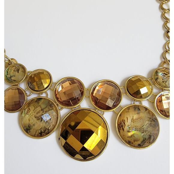Y2K Golden Tone Reflective Statement Necklace - Chic Vintage Accessory - Picture 5 of 10